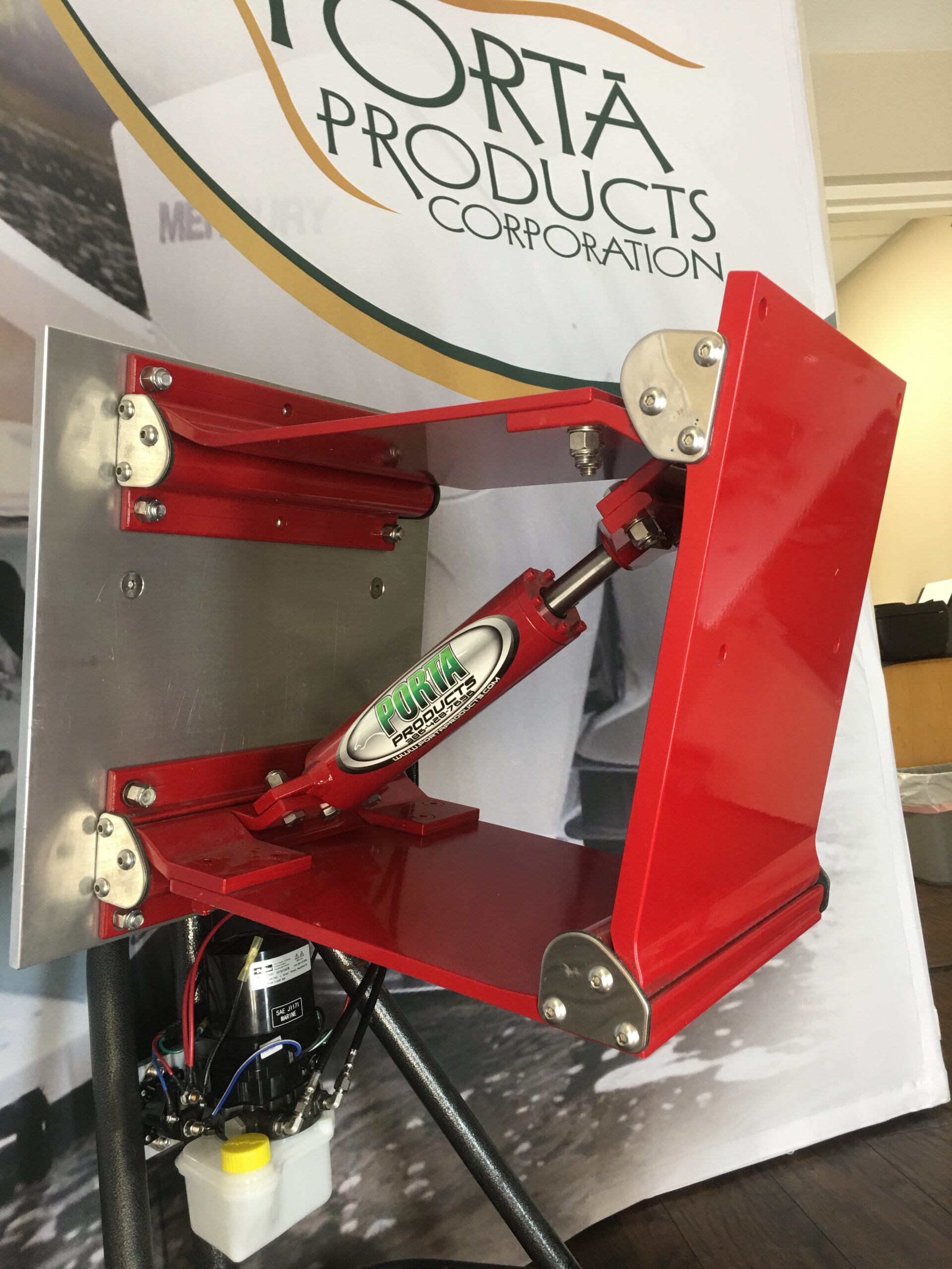 Portā Hydraulic Transom Bracket